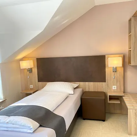 Hotel Hana 2*